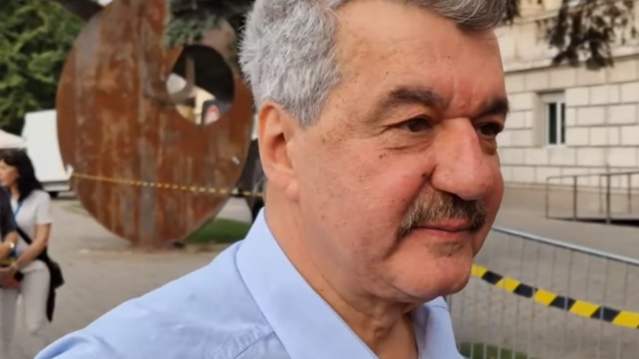 Батков: Чакам Сираков на „Могилката“!