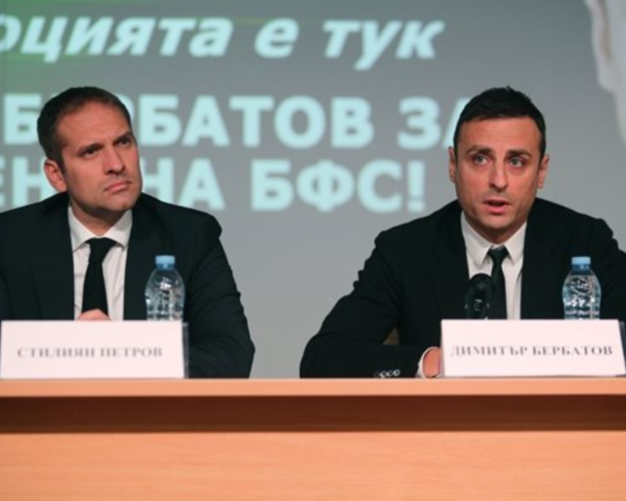 ЦСКА преговоря със Стилиян Петров и Димитър Бербатов?