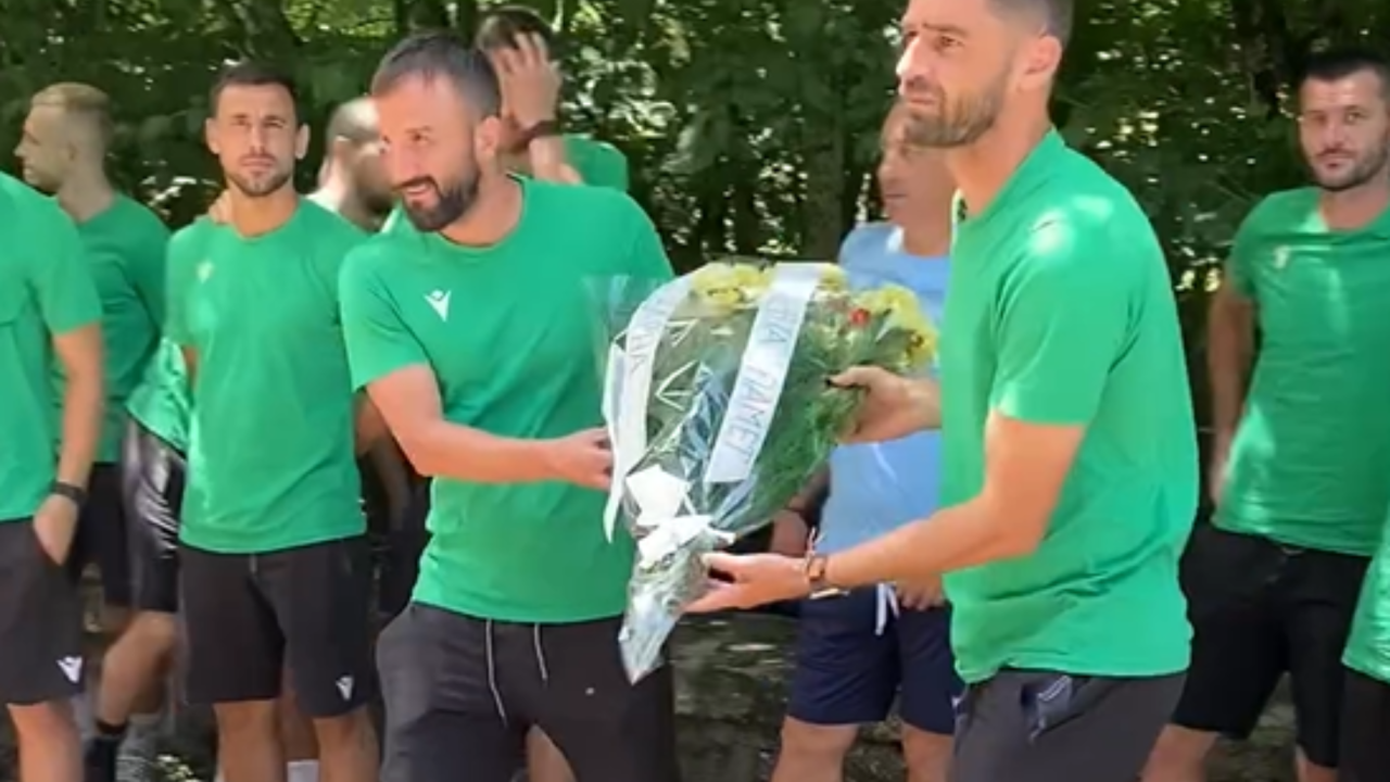 Играчите на Черно море се преклониха пред паметта на Георги Бенковски