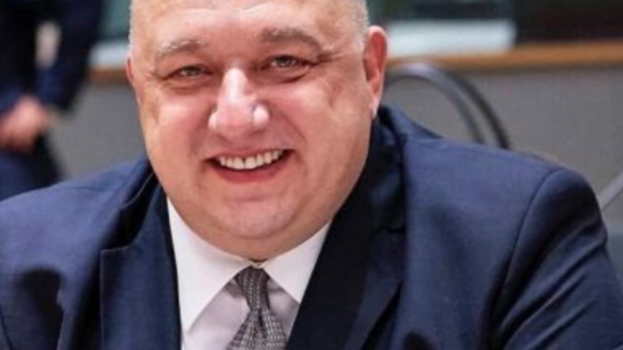 Красен Кралев: Как БФС “изпраха” съдиите от скандала на Лаута?