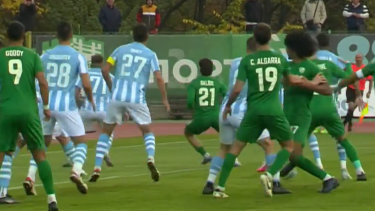 Клаудиу Кешеру донесе победата на Черно море с 1:0 над Берое