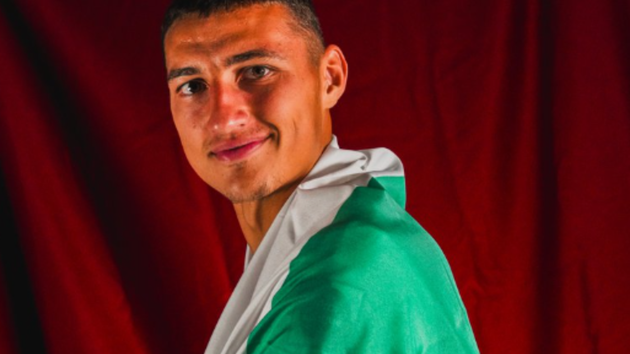 Антверп в серия, Росен Божинов с пълни 90 минути при нов успех