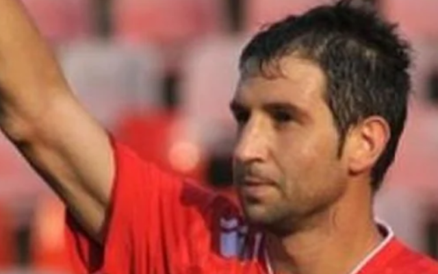 Евгени Йорданов: Червената фланелка тежи повече от всичко