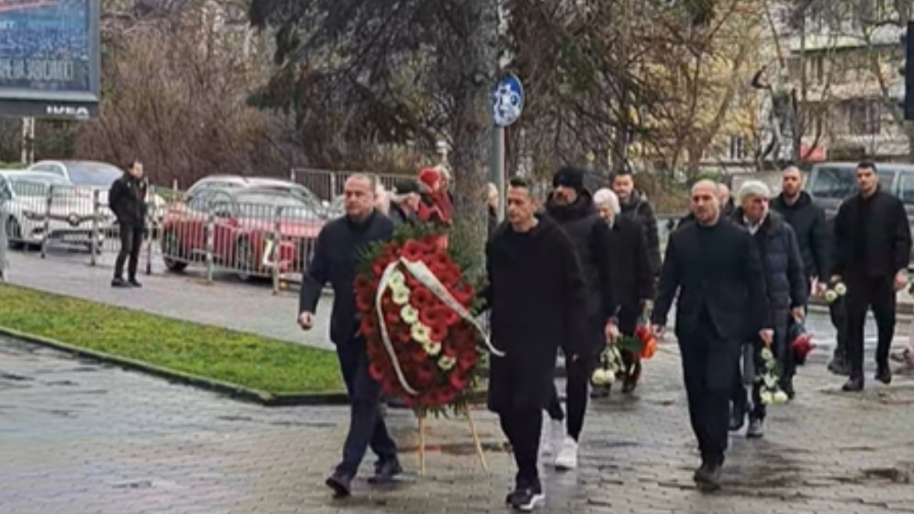 ЦСКА и футболна България се простиха с Георги Велинов
