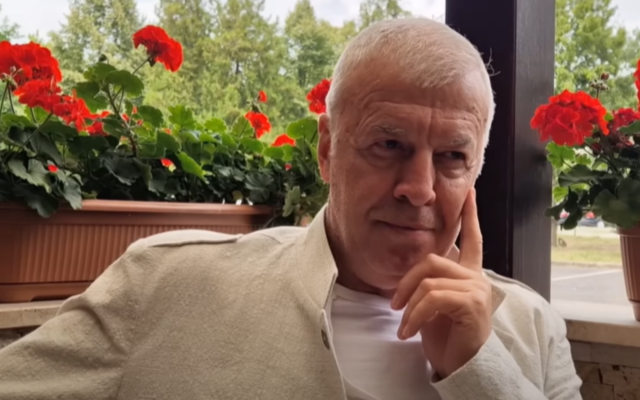 Наско Сираков води преговори за нов собственик на Левски