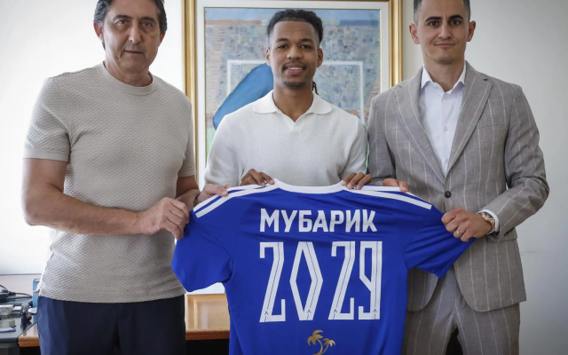Левски официално привлече Мехди Мубарик